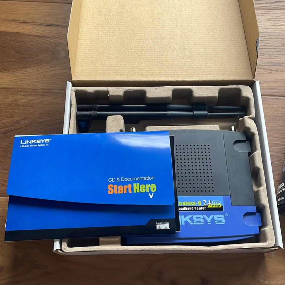 Linksys Wireless Broadband Router - Picture 5 of 7